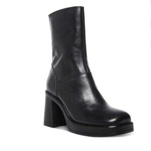 Steve Madden - Fantsie Boots Size 6.5 - Black Leather - Slightly Used